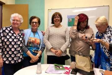 La escritora Loly Perez presenta en Telde su tercer libro 'Pliegues del alma' (Foto TA)